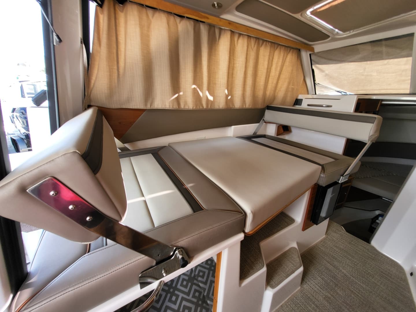 2023 Cutwater C-288 Coupe