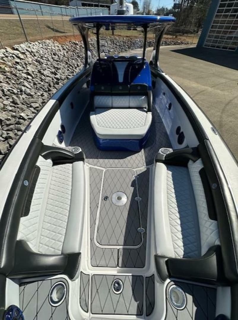 2019 Mystic M4200