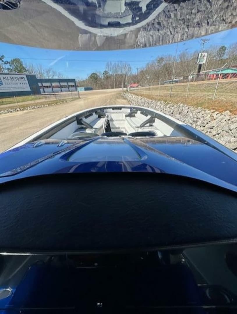 2019 Mystic M4200