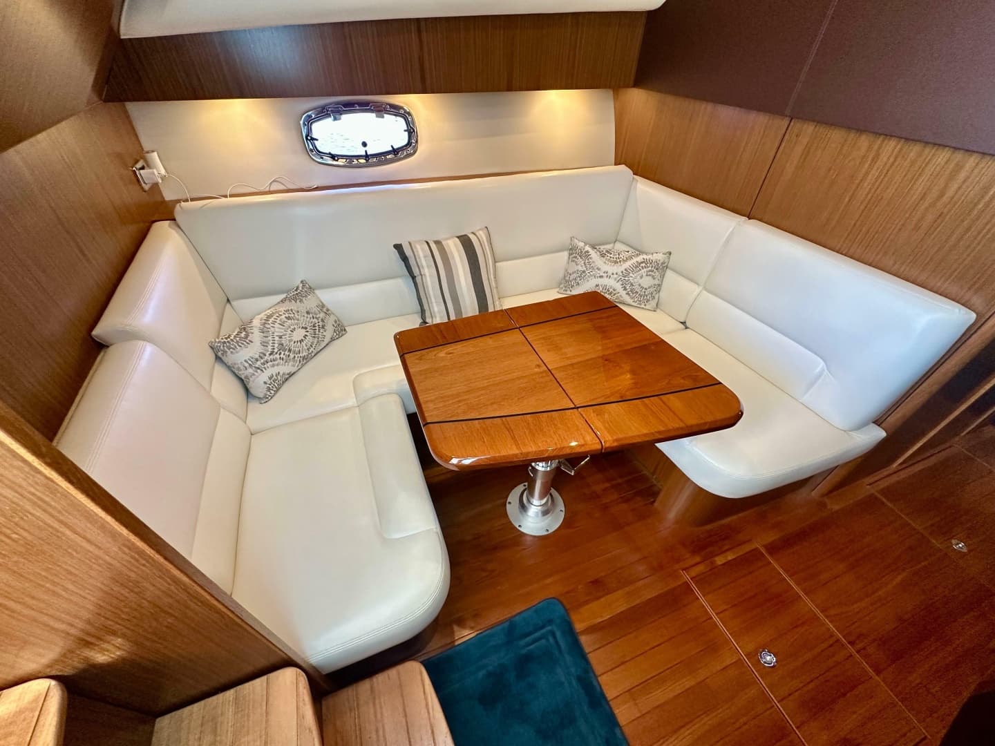 2018 Tiara Yachts 4300 Open