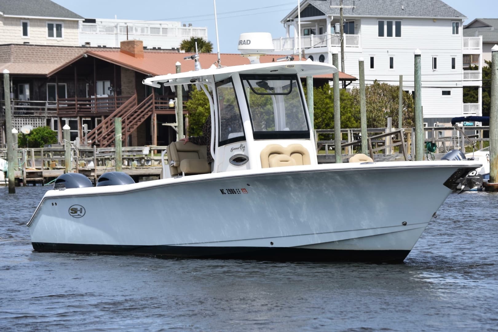 2017 Sea Hunt Gamefish 27 Forward Seating