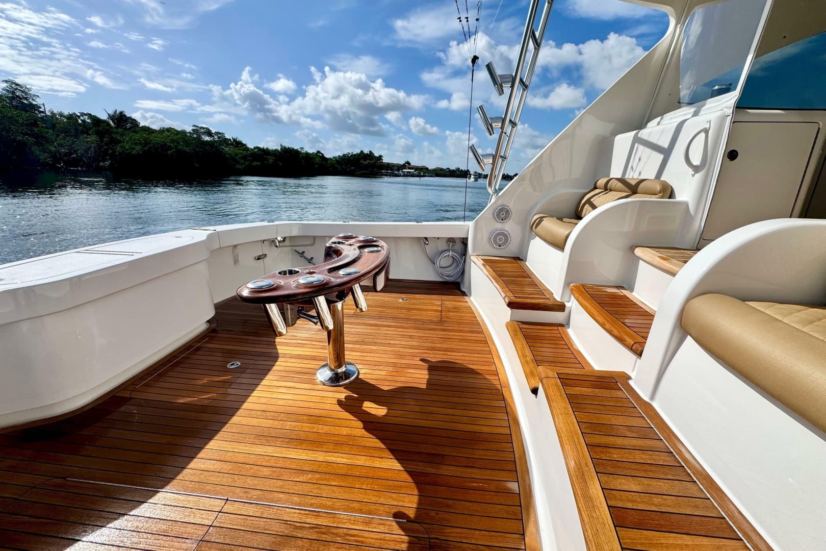 2017 Viking 52 Sport Tower