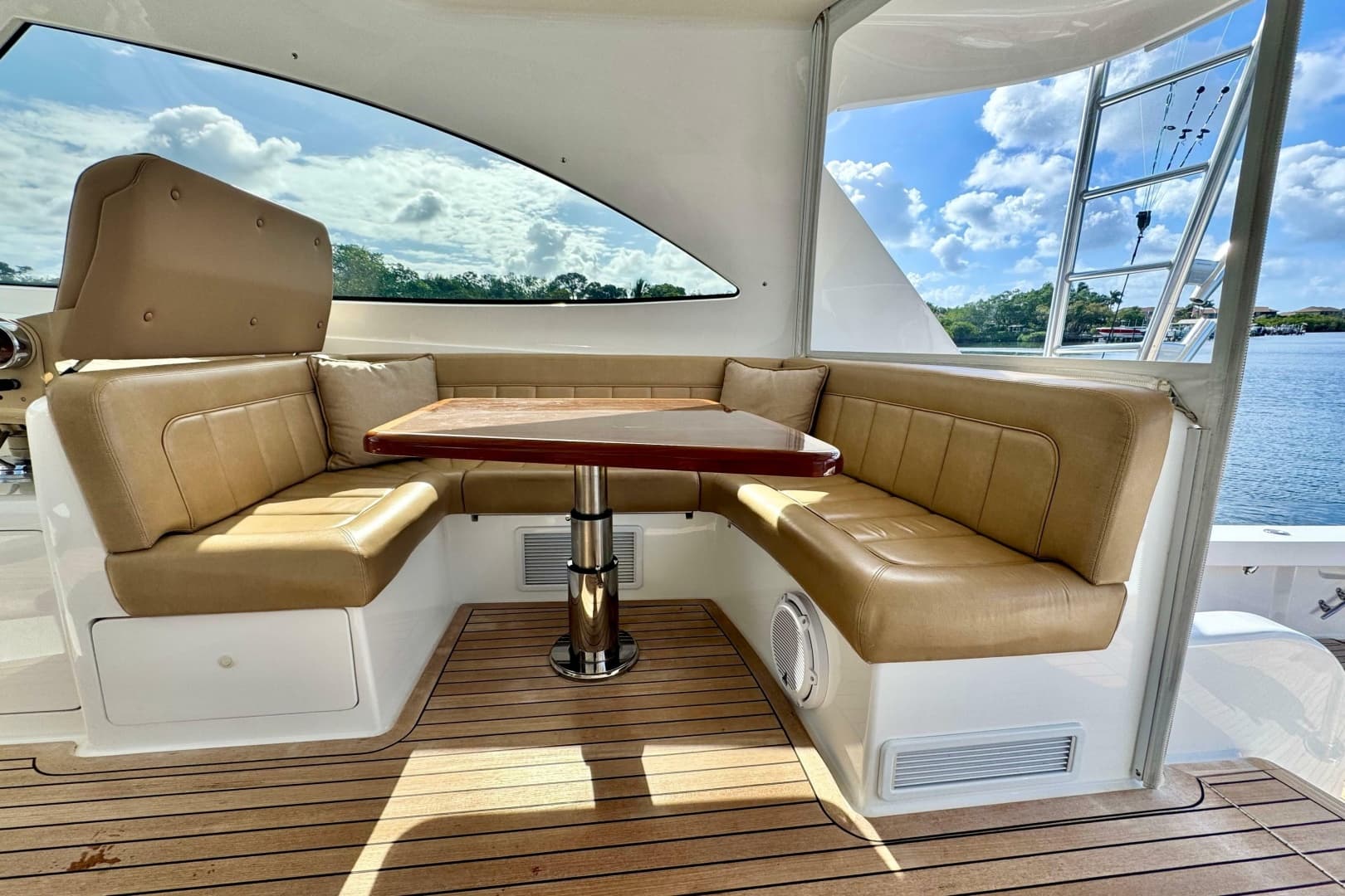 2017 Viking 52 Sport Tower