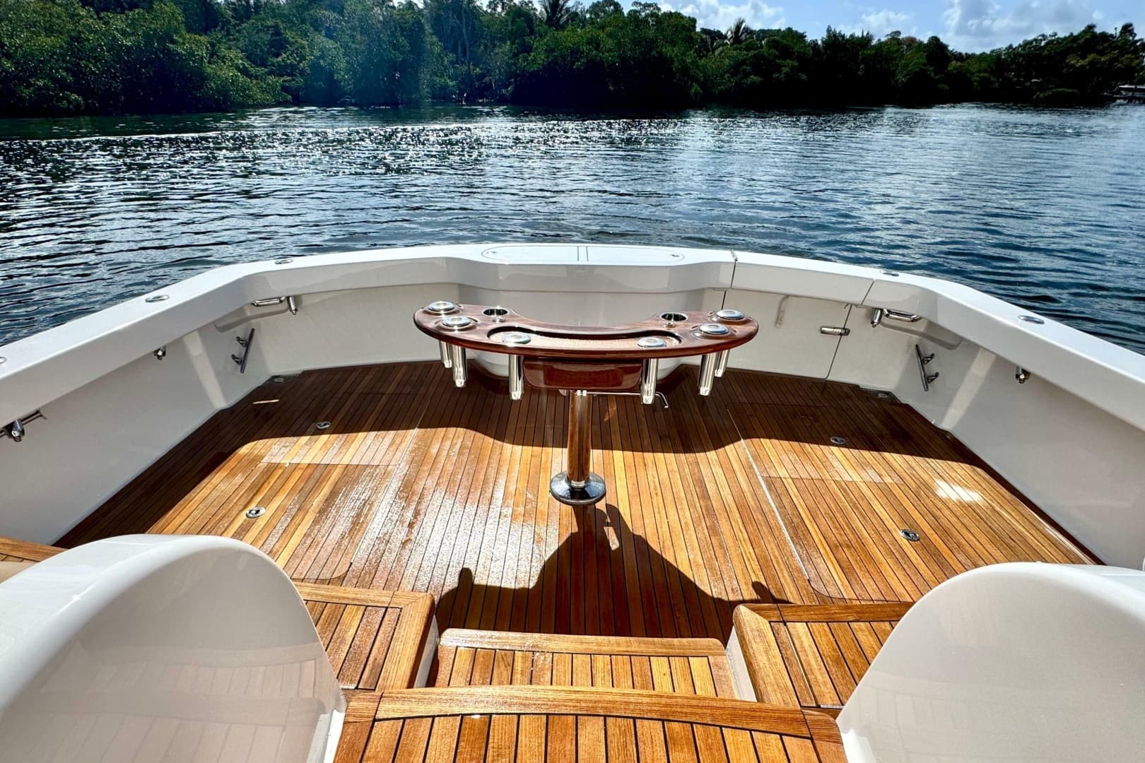 2017 Viking 52 Sport Tower