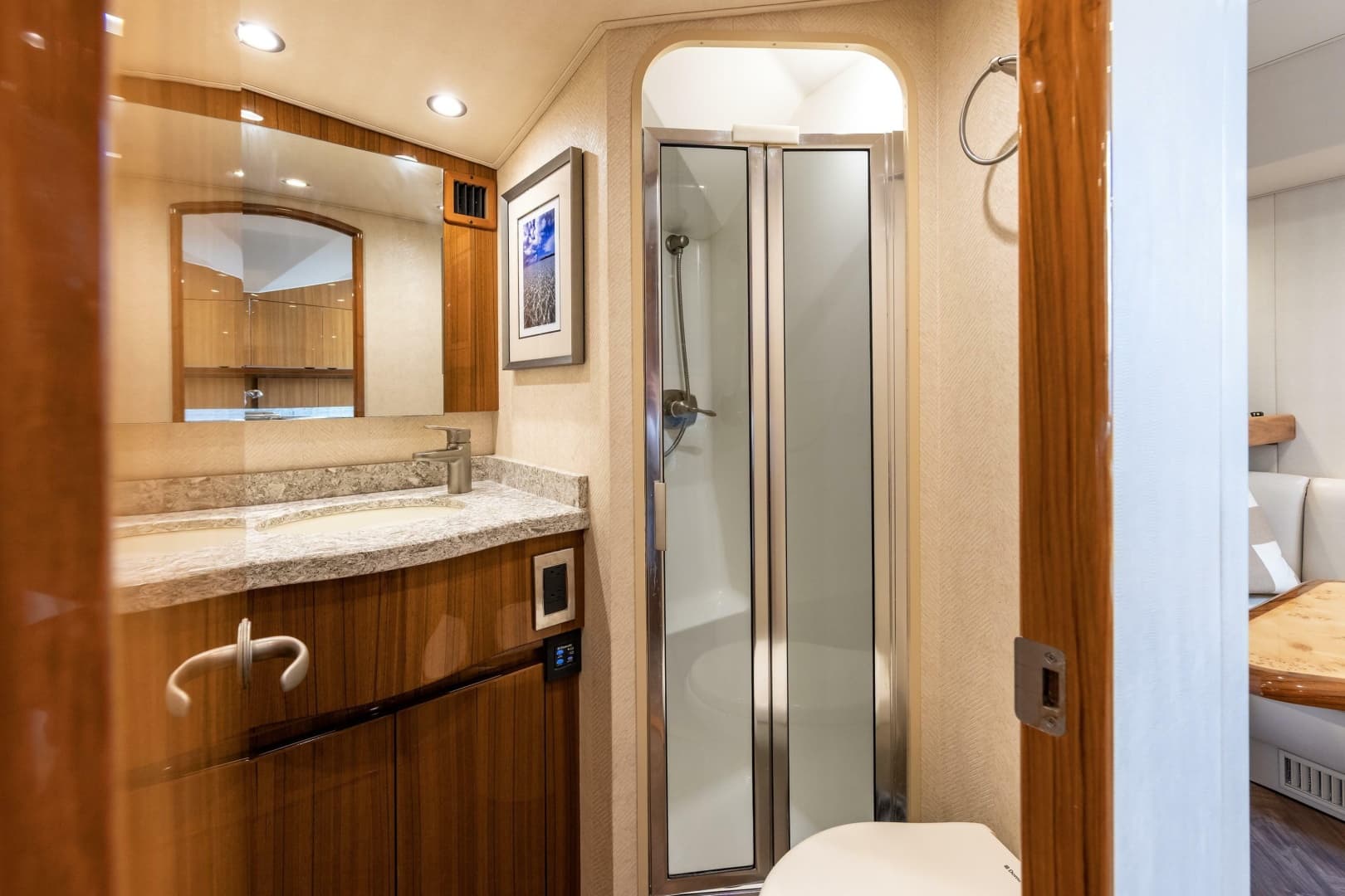 2017 Viking 52 Sport Tower