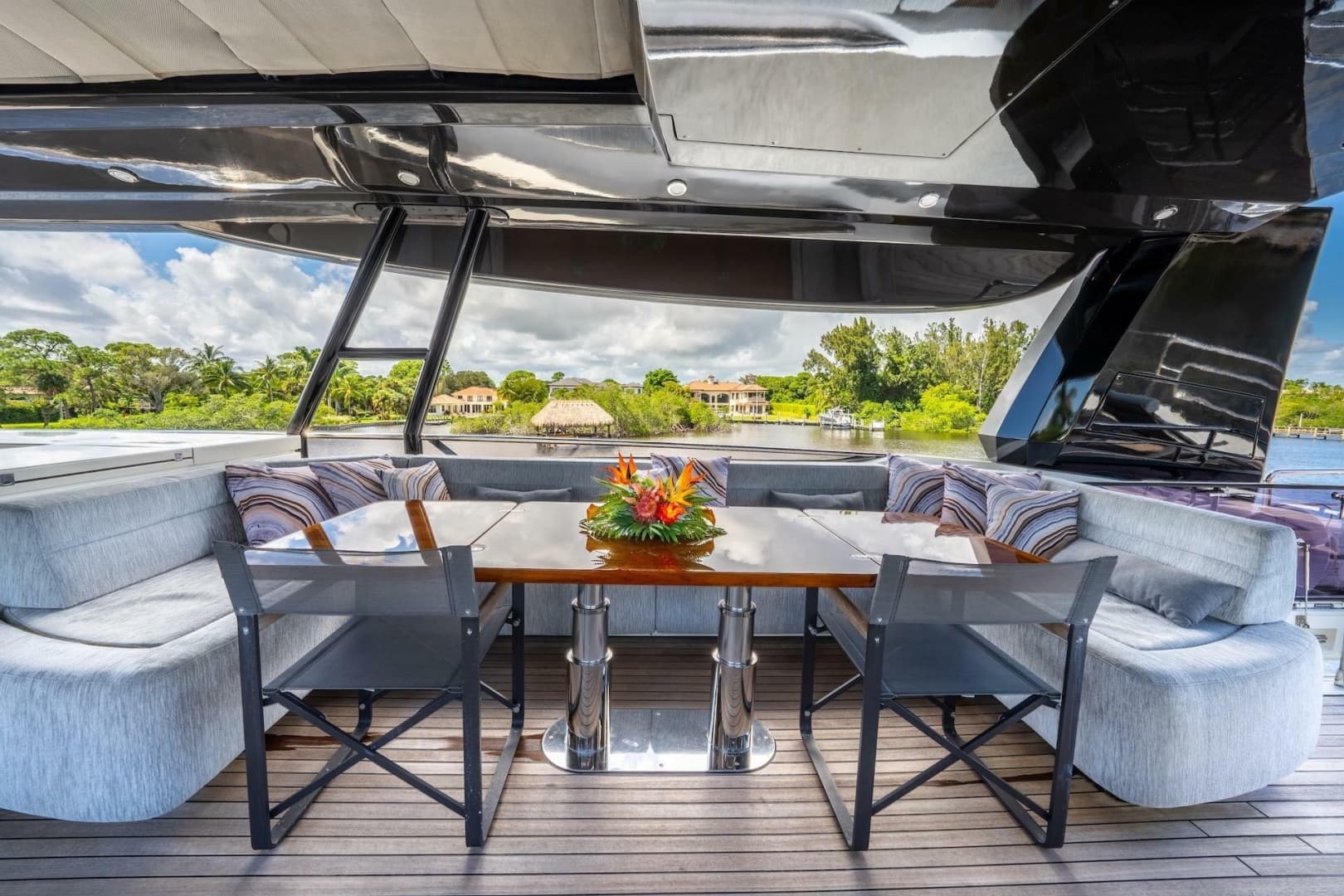 2015 Monte Carlo Yachts MCY 86