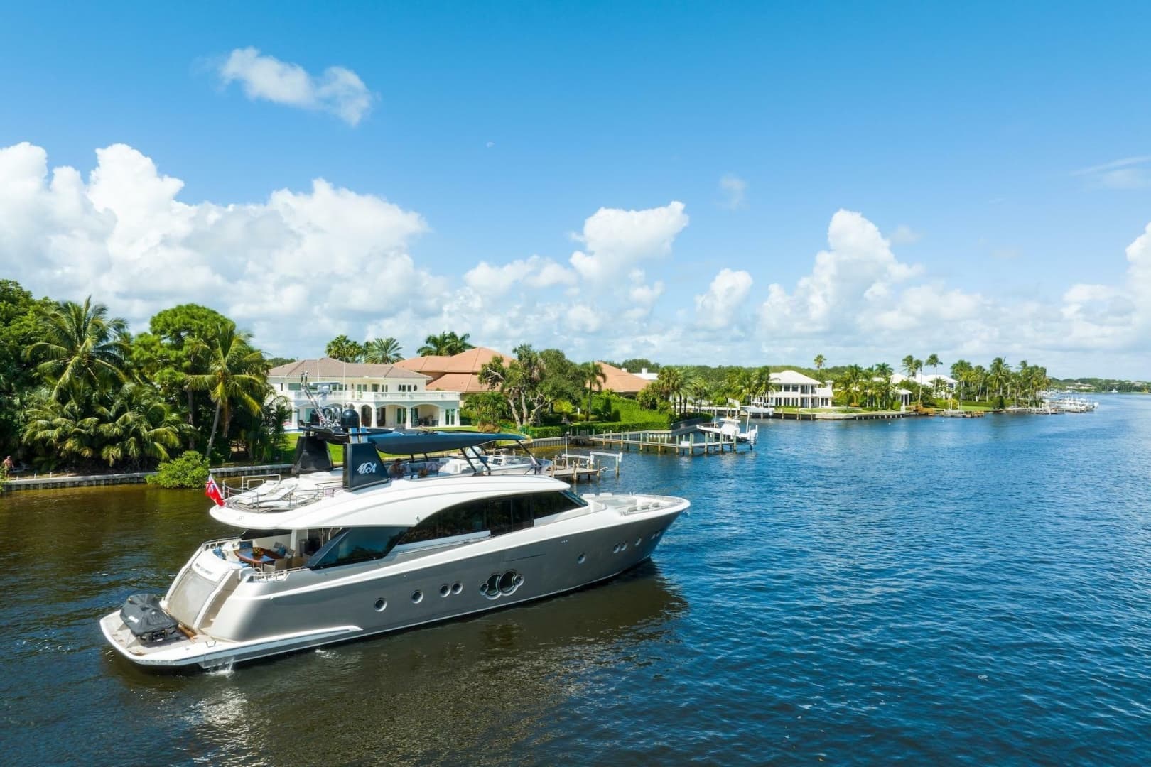 2015 Monte Carlo Yachts MCY 86