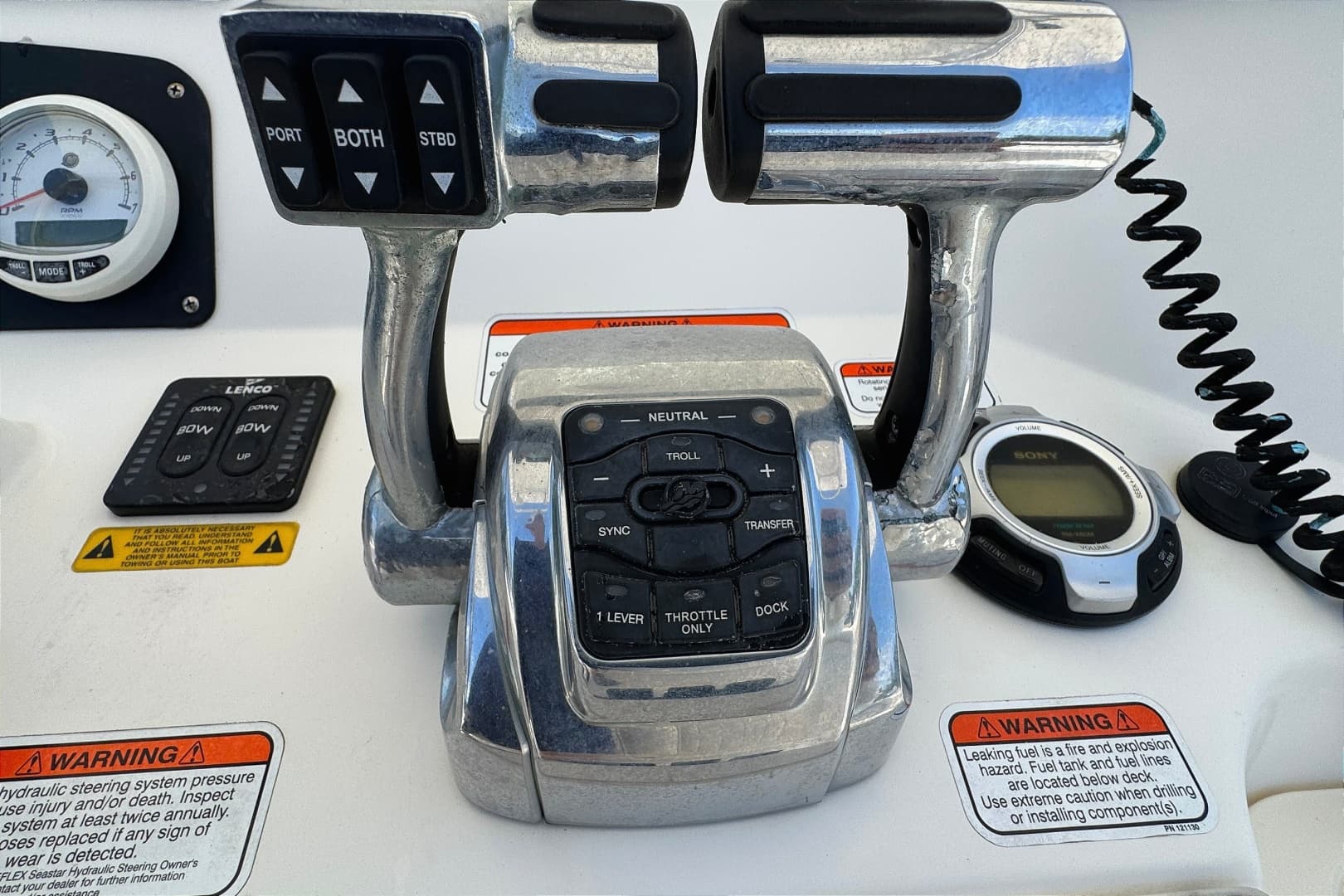 2014 Mako 284 Center Console