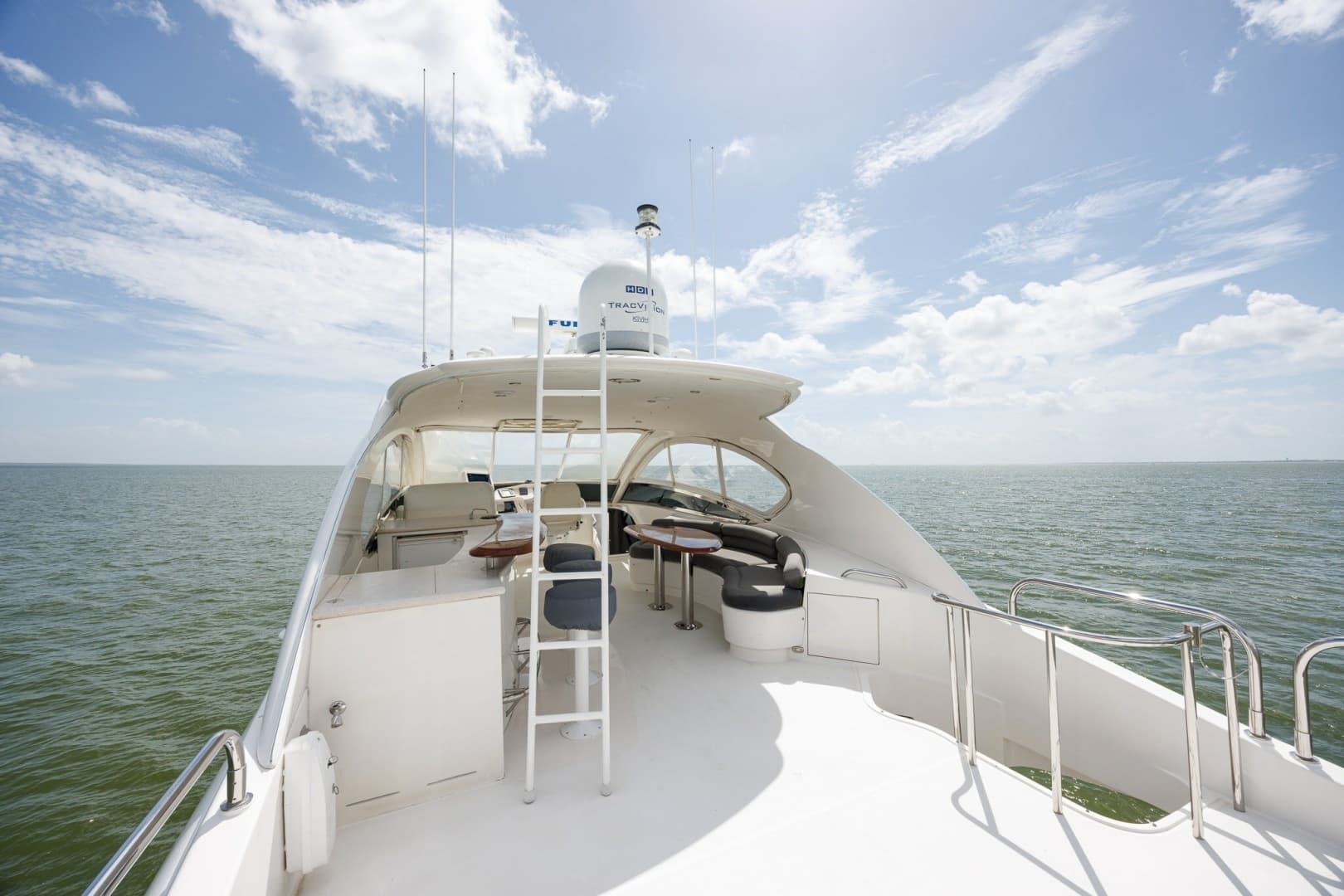 2007 Lazzara Yachts 74 MOTOR YACHT