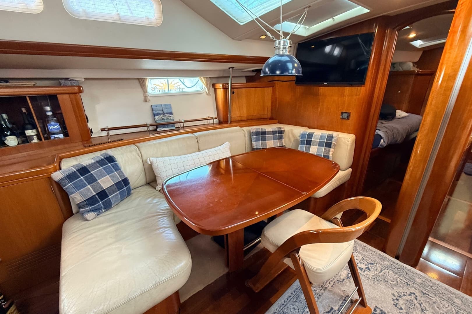 2005 Beneteau 57