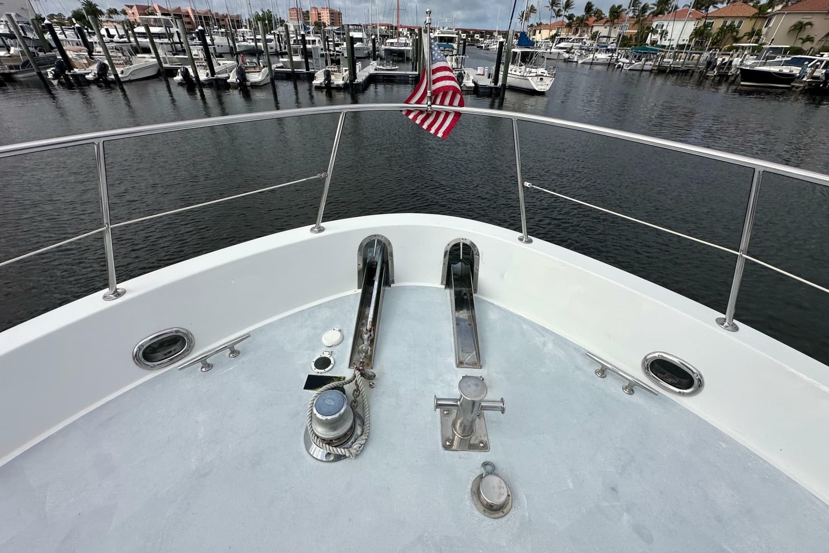 2005 Jefferson Pilothouse 63