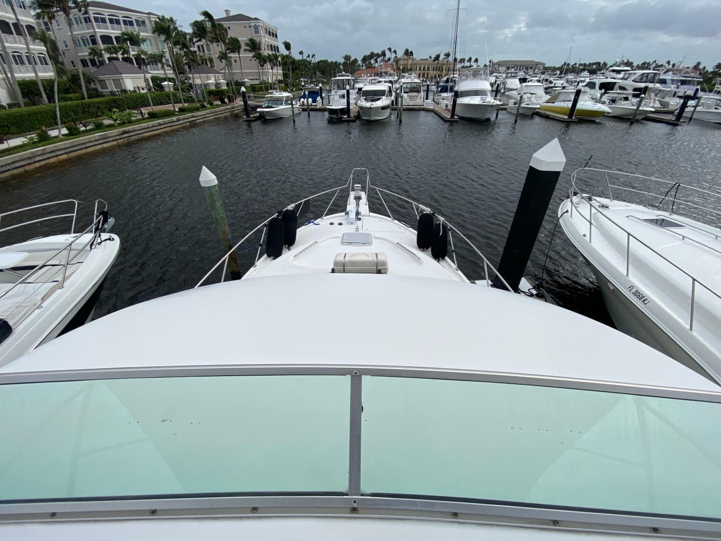 2001 Bayliner 3988 Motoryacht