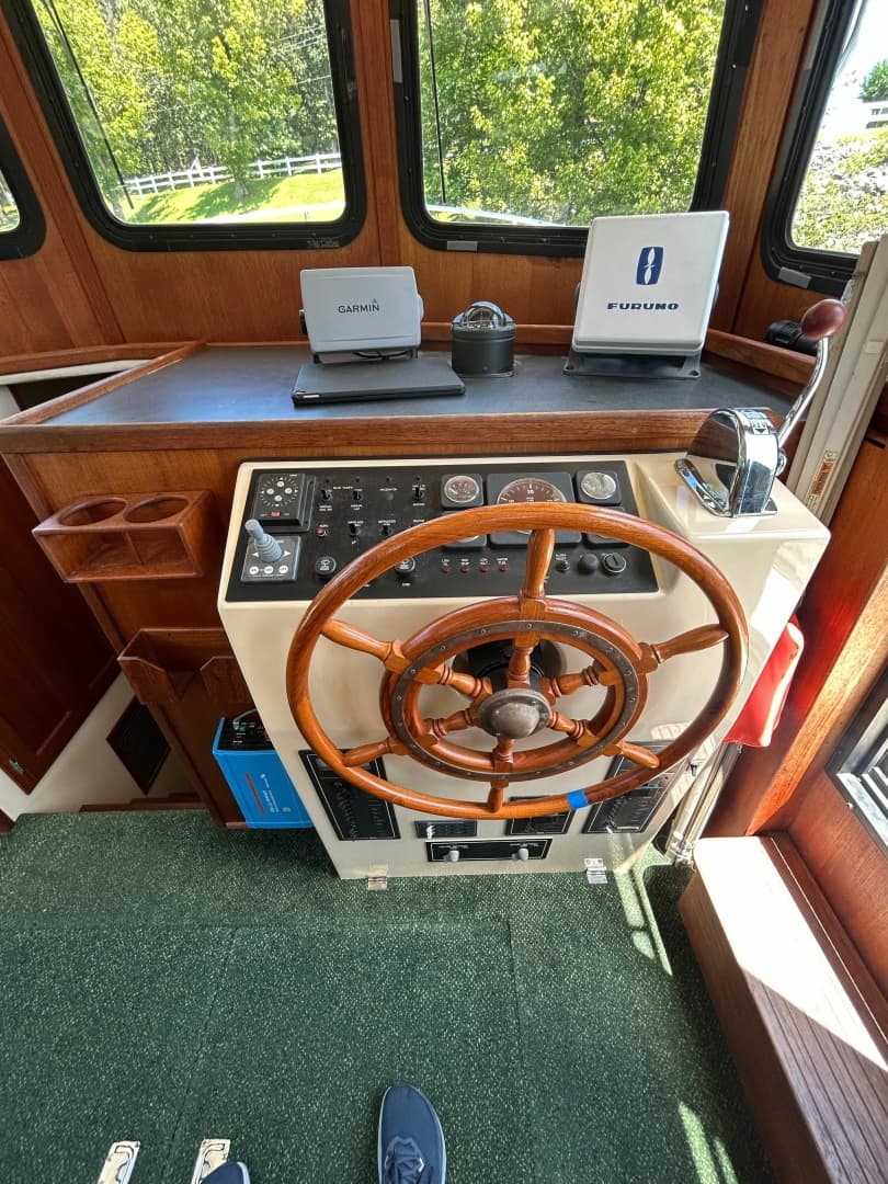 2001 Nordic Tugs 32
