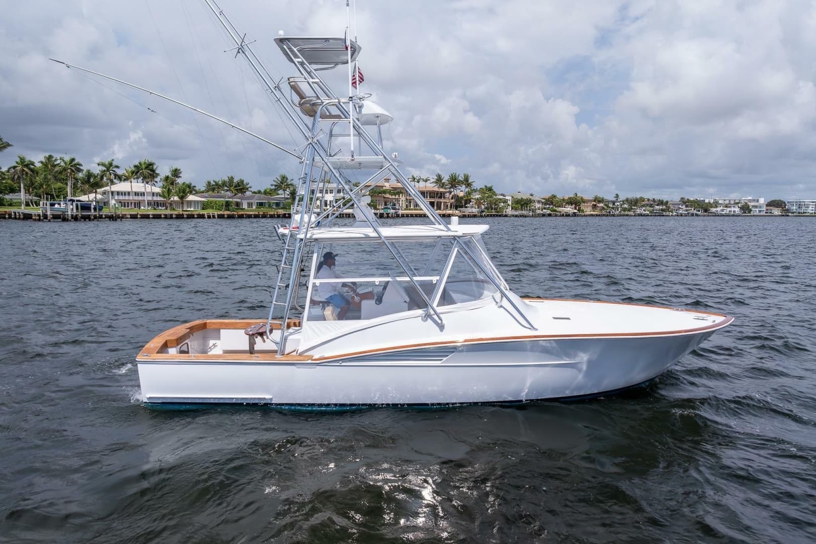 2001 Predator 35 Express