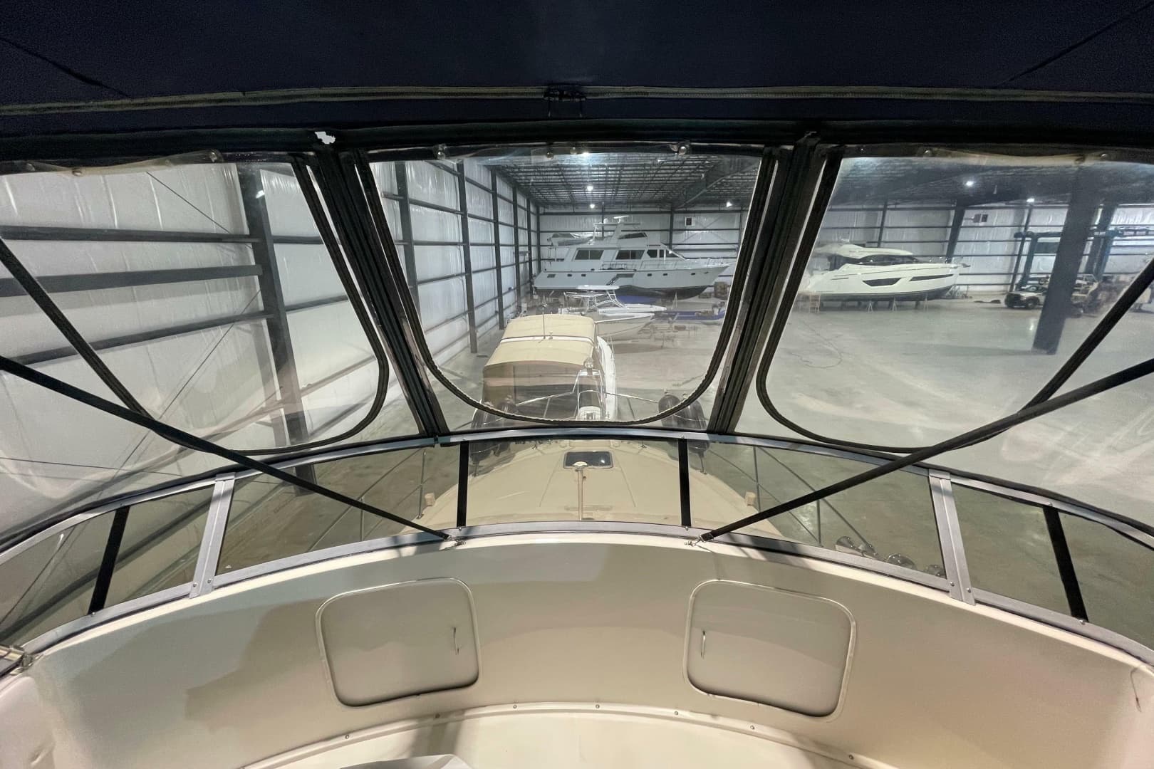 1994 Carver 370 Aft Cabin Motor Yacht