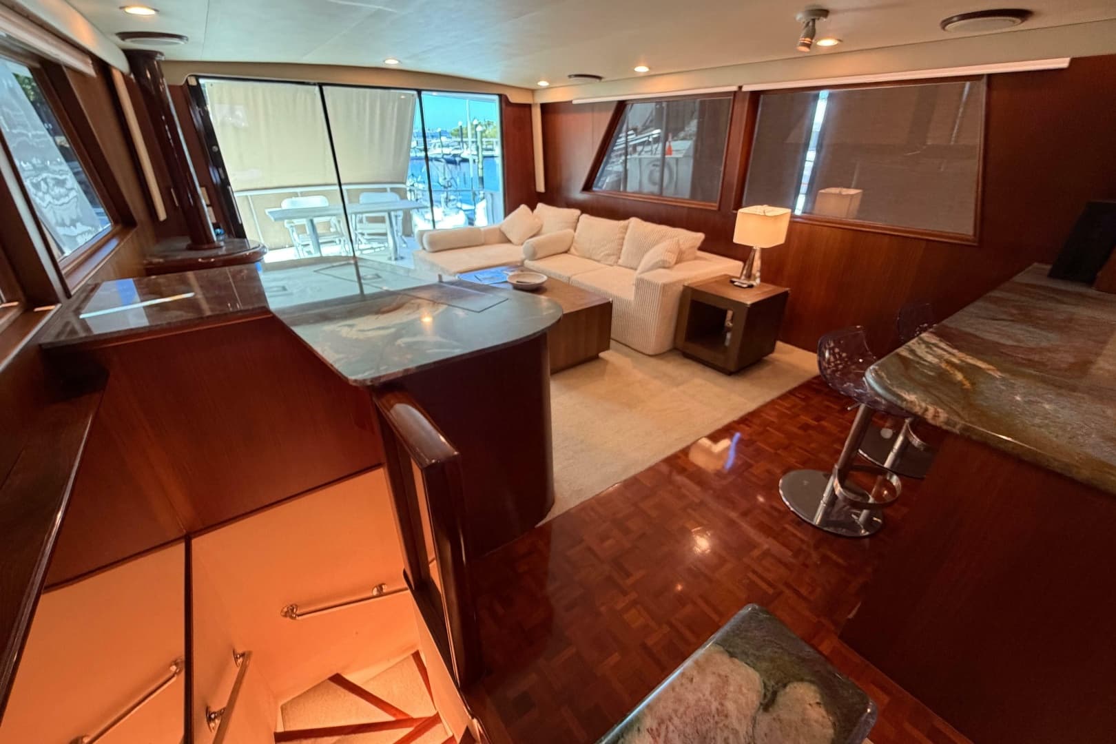 1991 Hatteras 70 Cockpit Motor Yacht