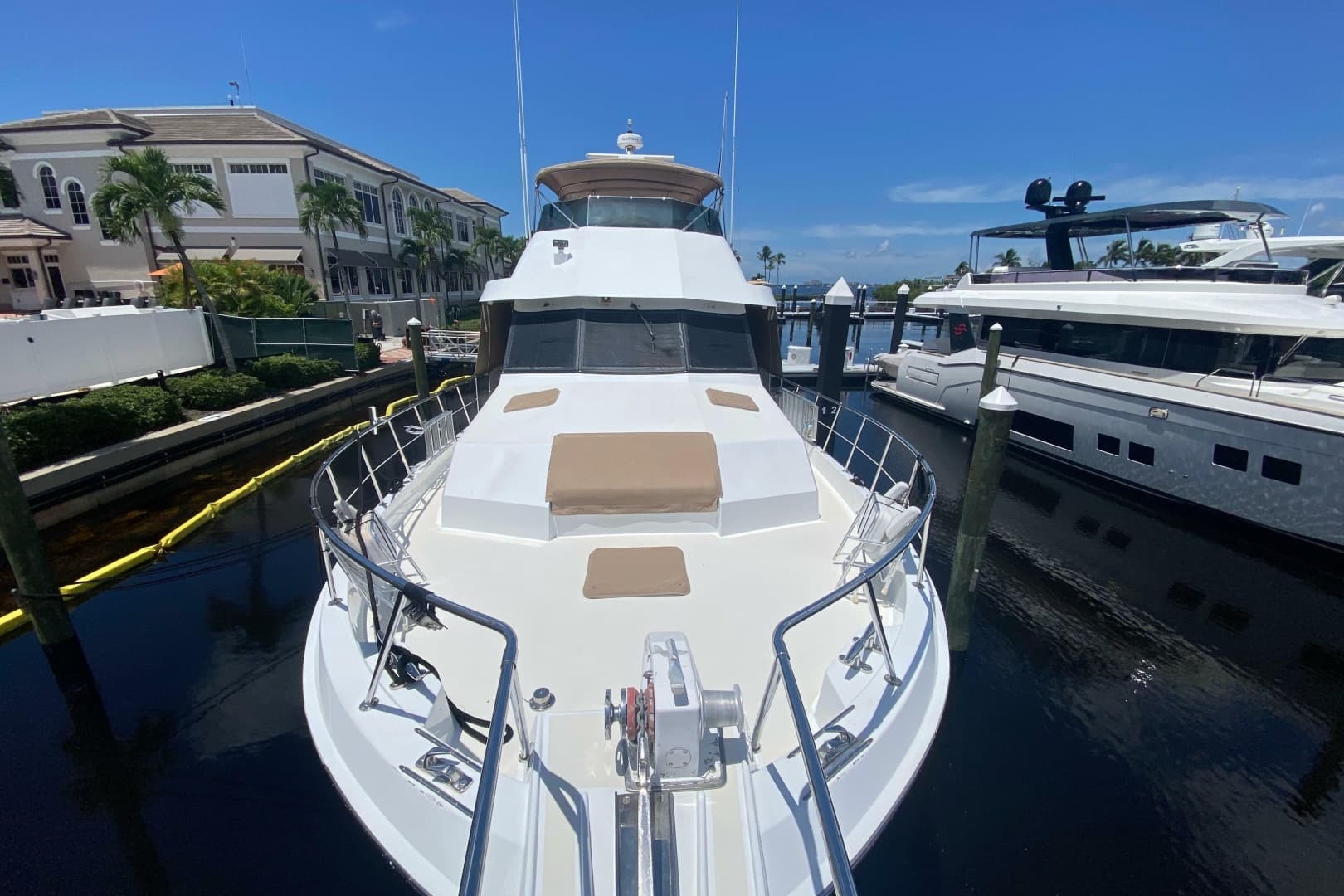 1991 Hatteras 70 Cockpit Motor Yacht