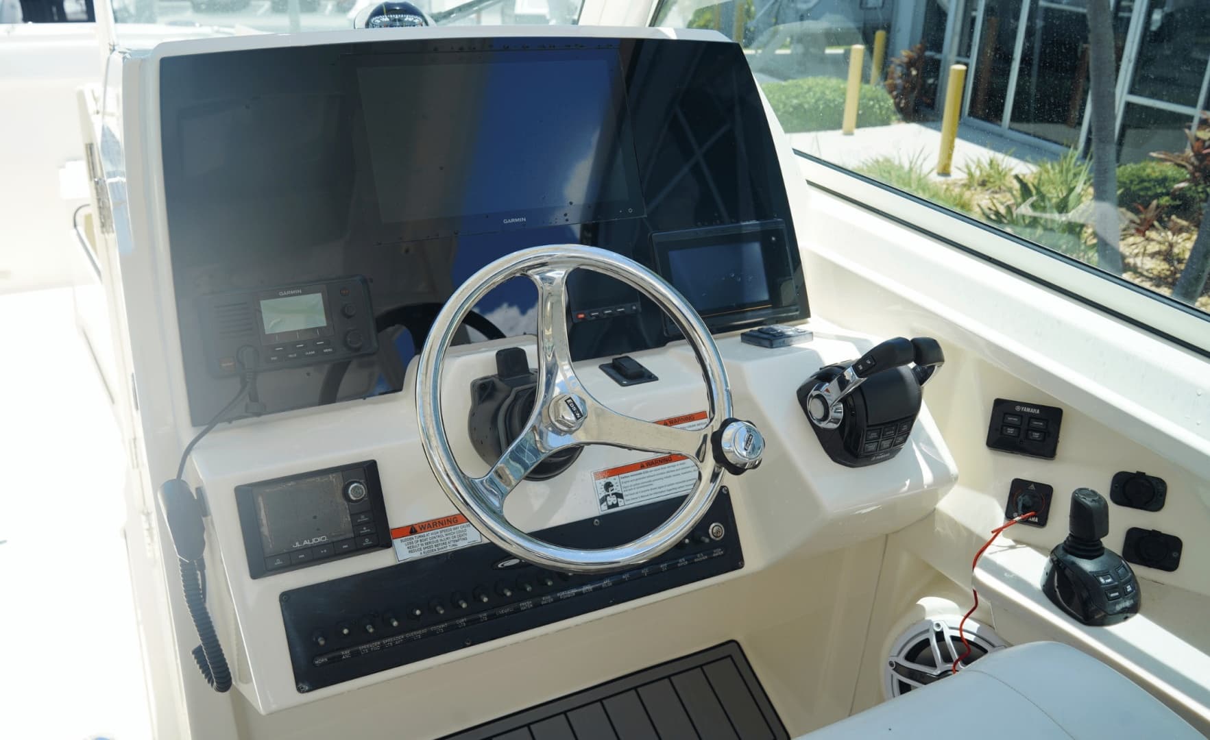 2021 Cobia 330DC
