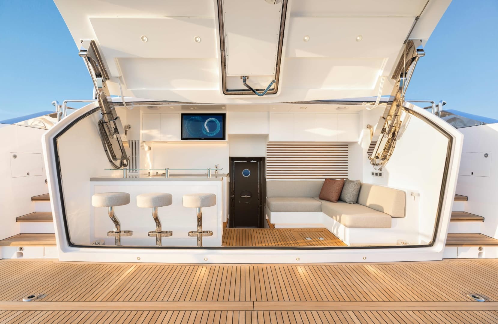 Horizon FD110 Hull 7