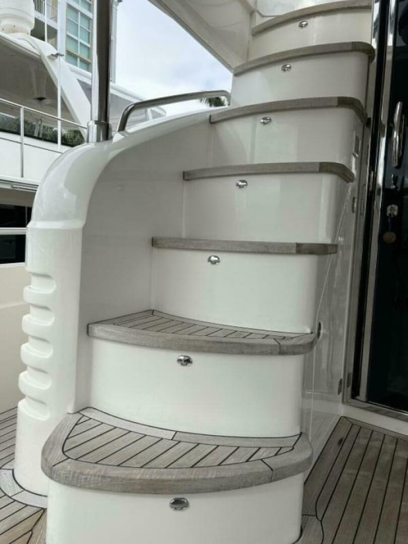 2008 Princess 67 Flybridge