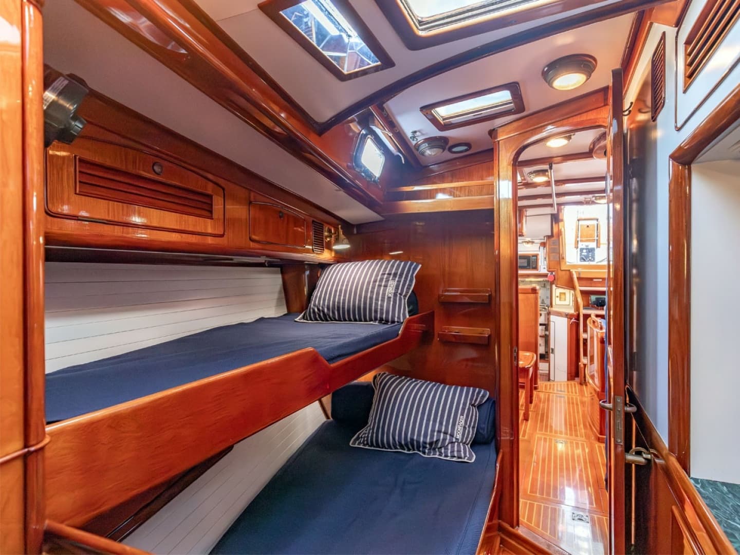 Stbd Guest Cabin Aft