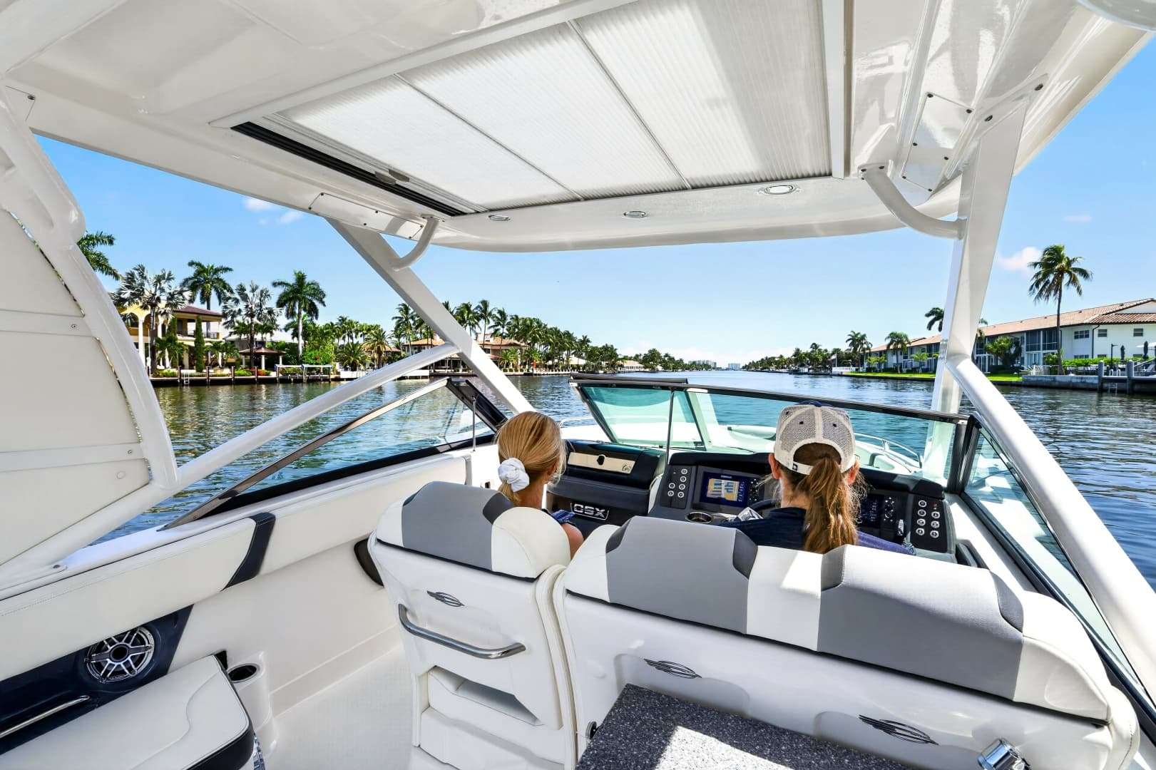 2023 Chaparral 280 OSX