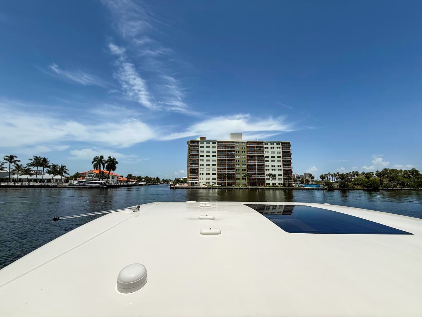 2023 Chaparral 280 OSX