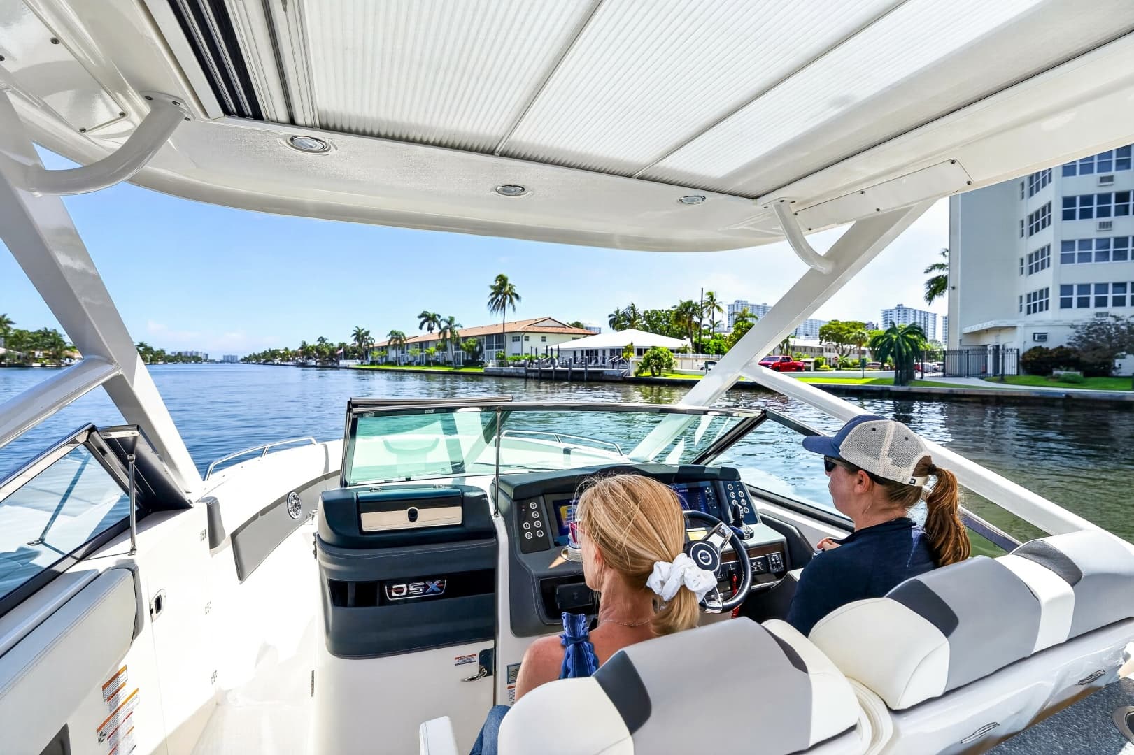 2023 Chaparral 280 OSX