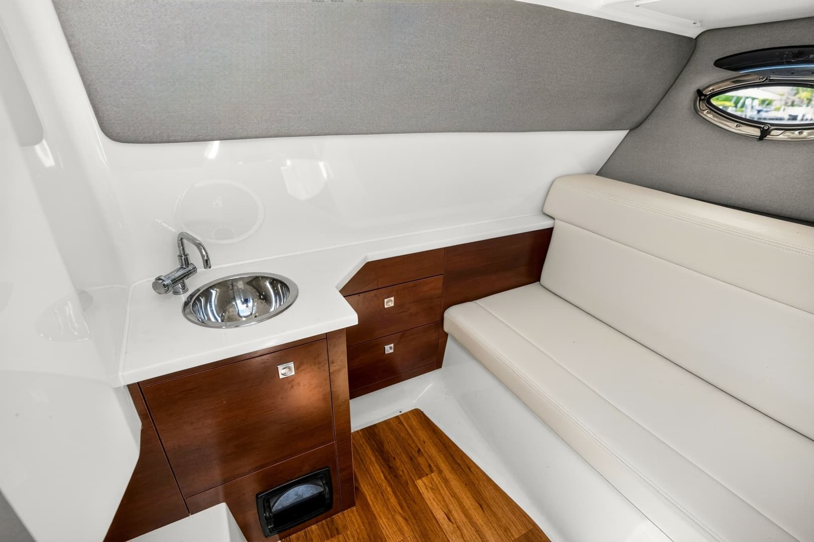 2023 Chaparral 280 OSX