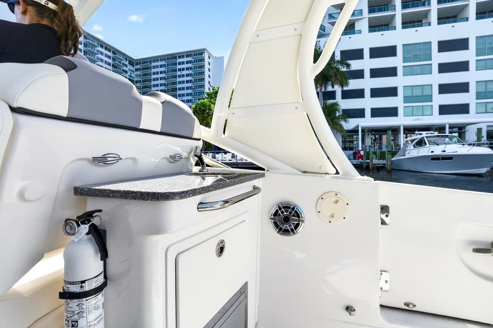 2023 Chaparral 280 OSX