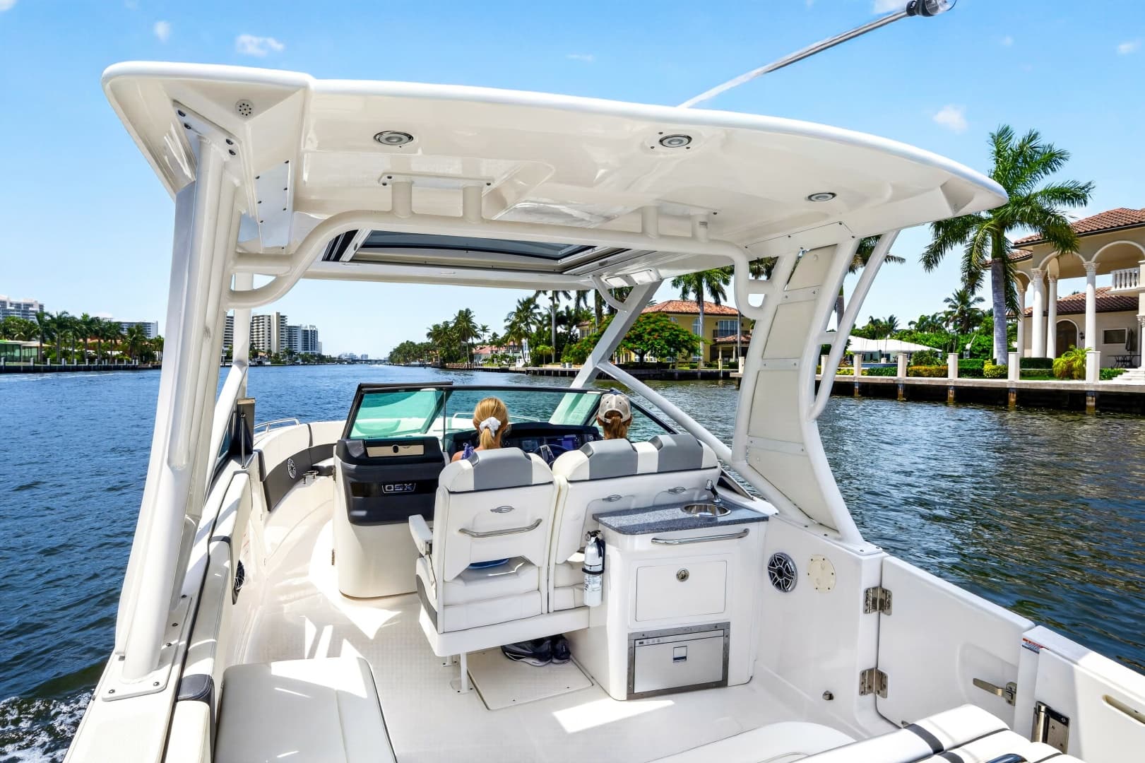 2023 Chaparral 280 OSX
