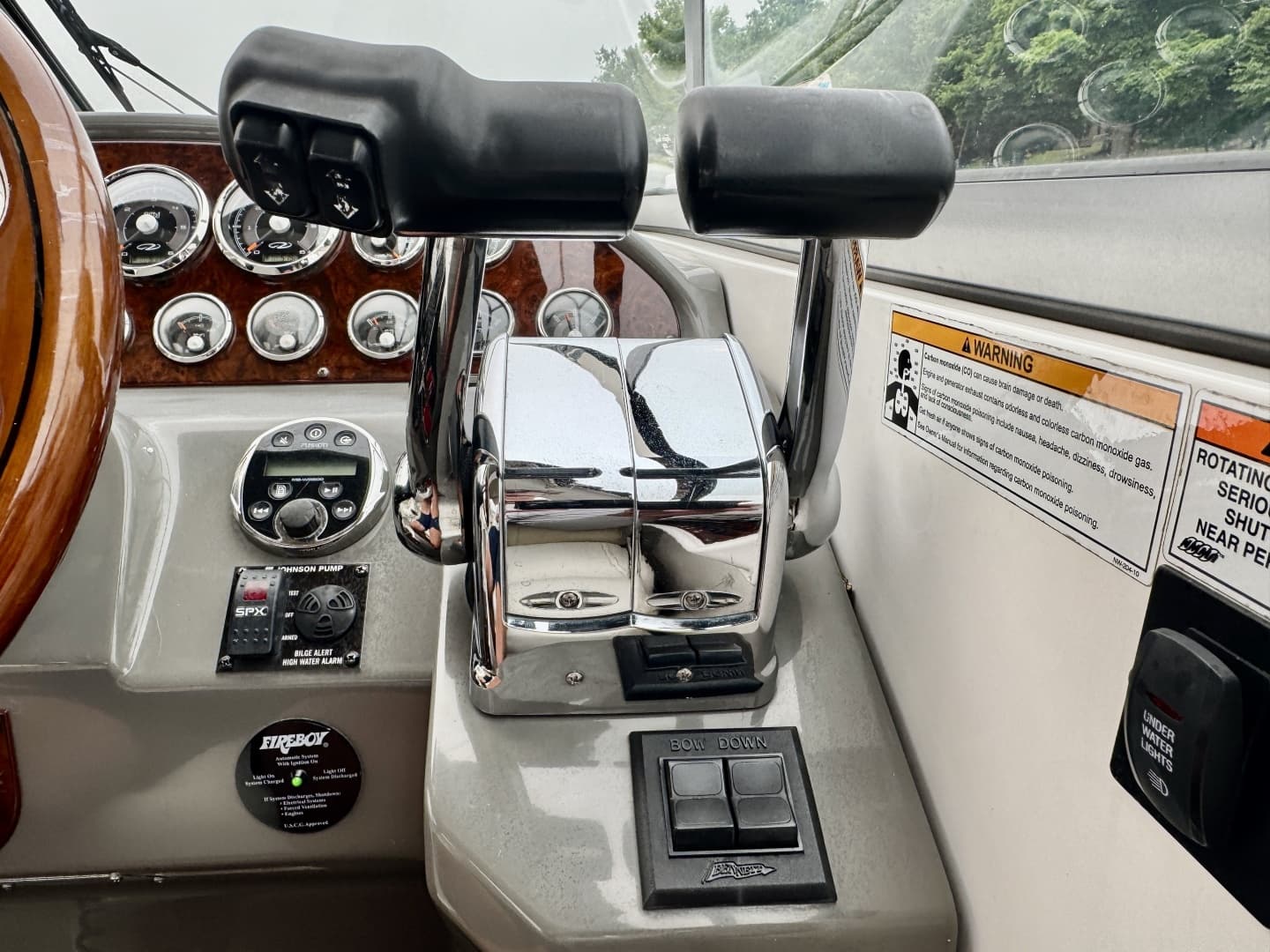 2012 Regal 3550 Cuddy