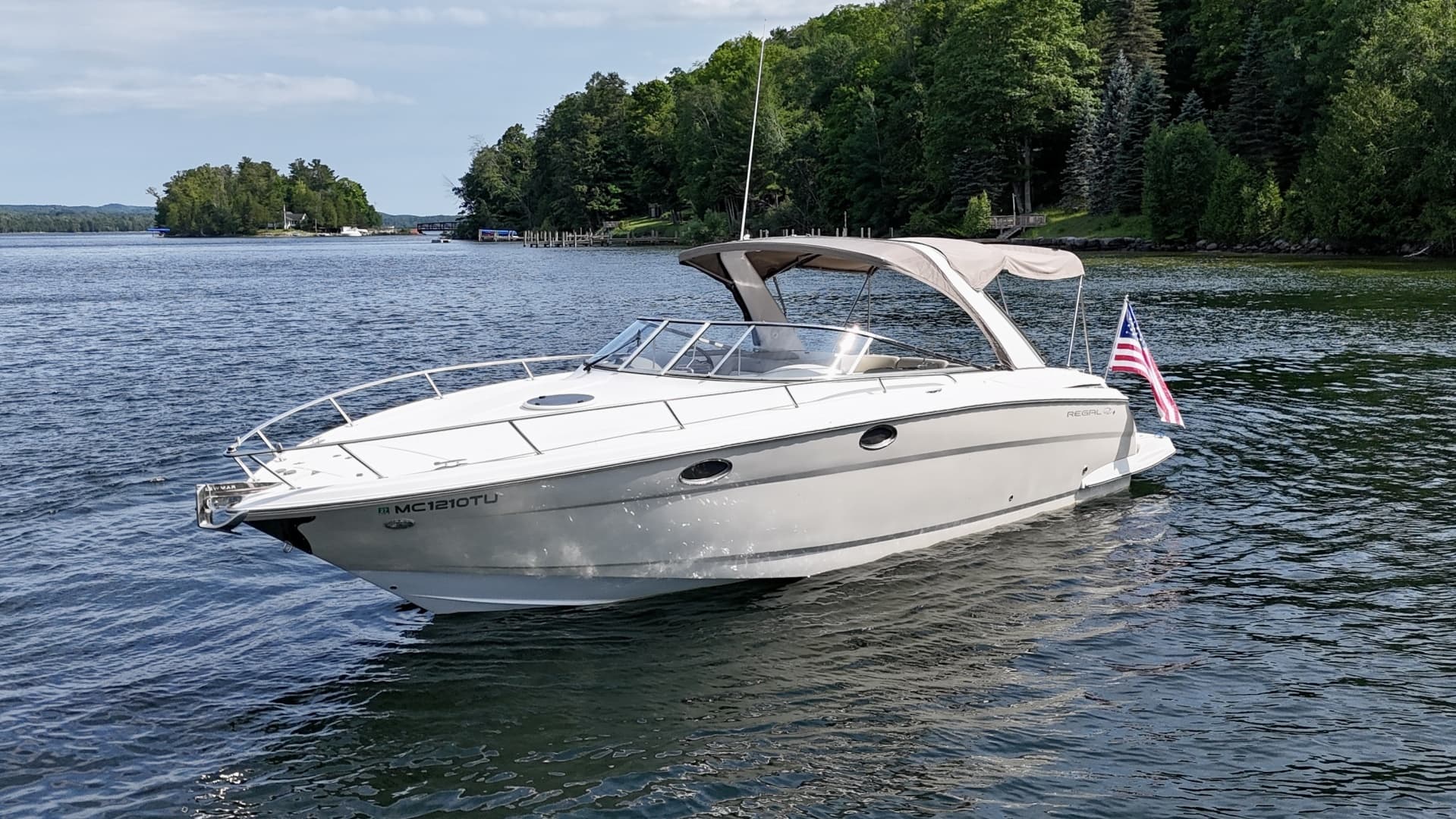 2012 Regal 3550 Cuddy