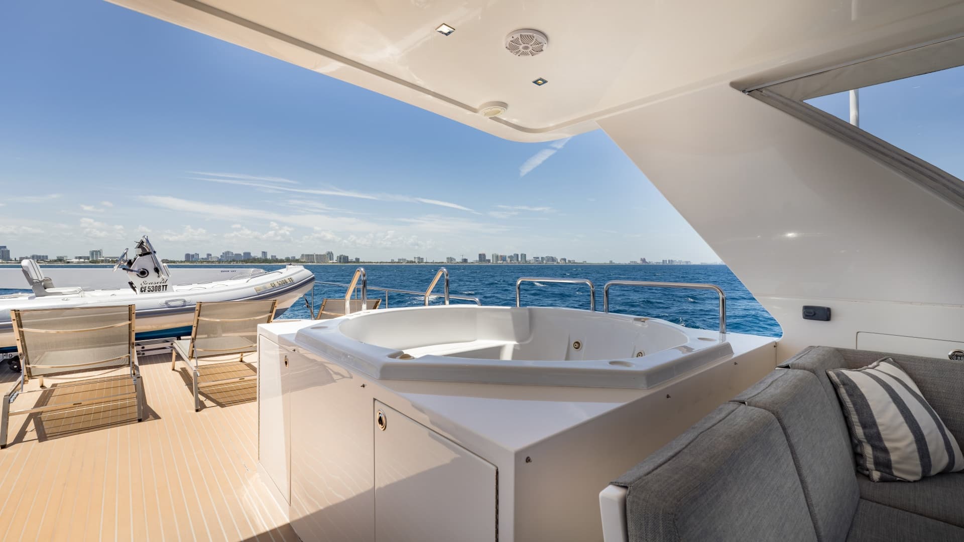 Hot tub to port