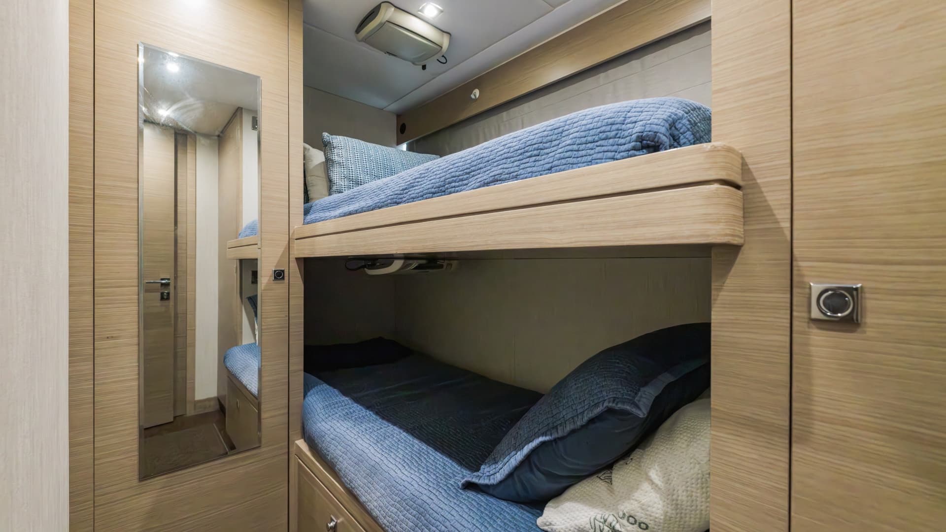 Crew cabin