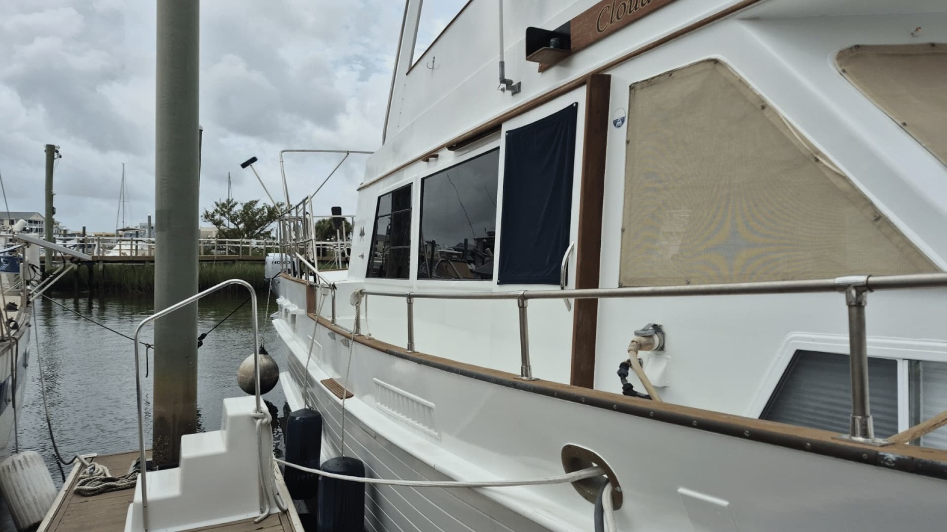 Starboard Looking Aft