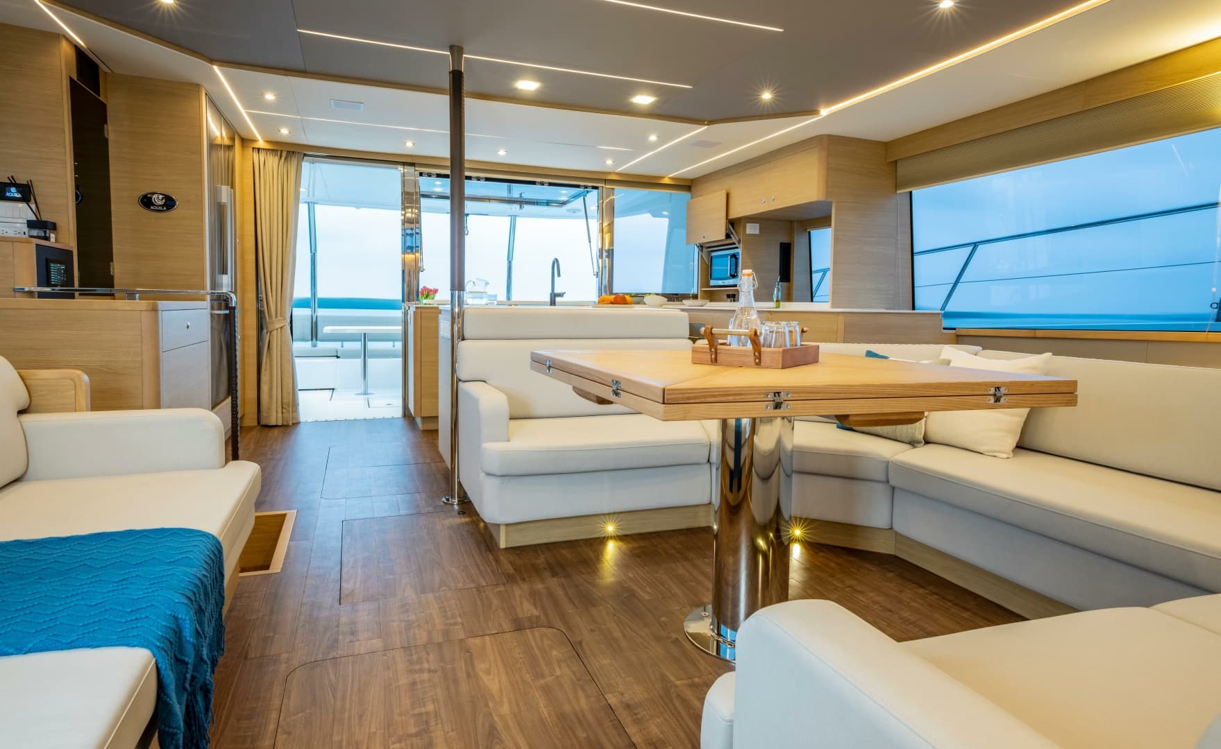 2024 Aquila 54 Yacht