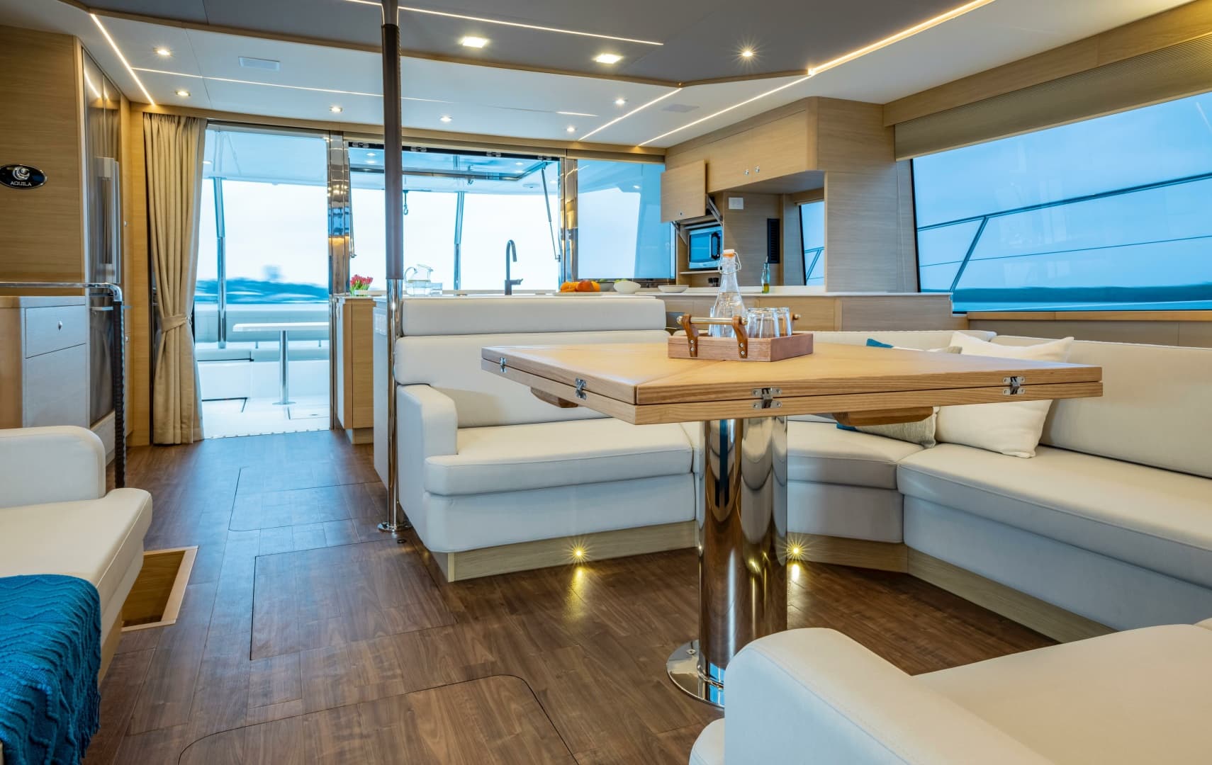 2024 Aquila 54 Yacht