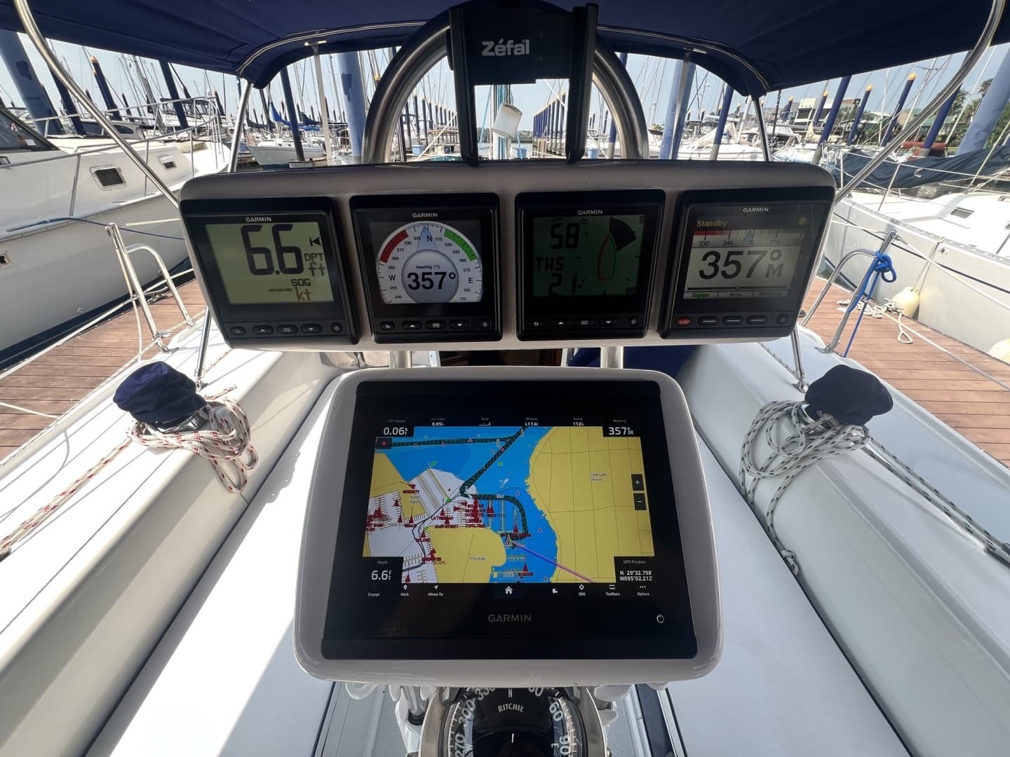 2004 Catalina 320