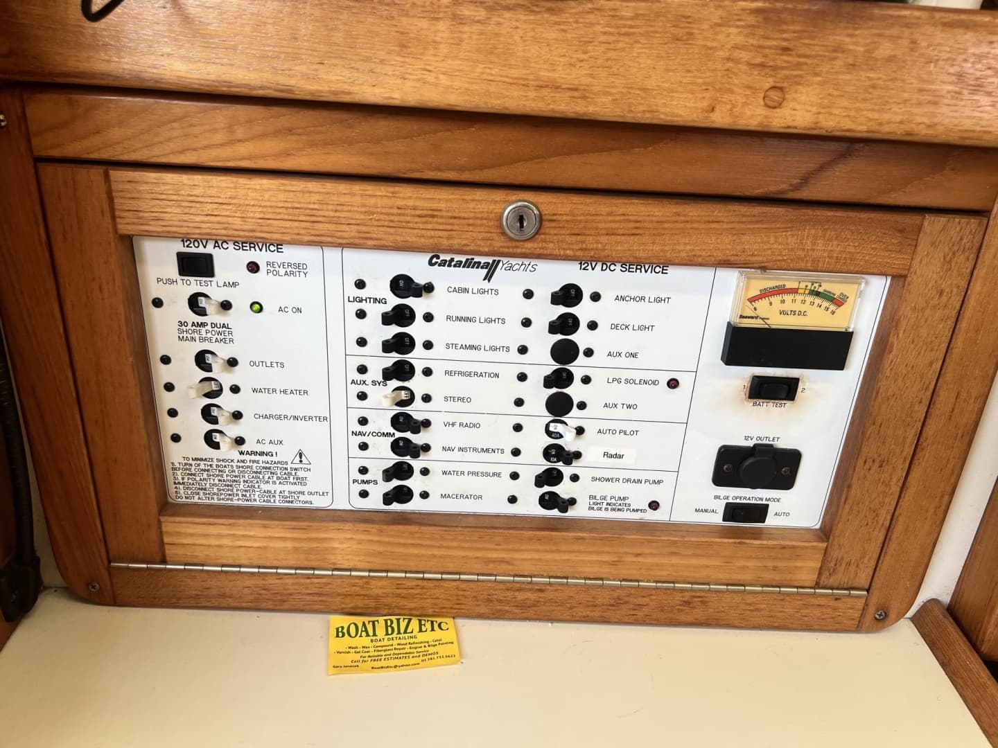 2004 Catalina 320