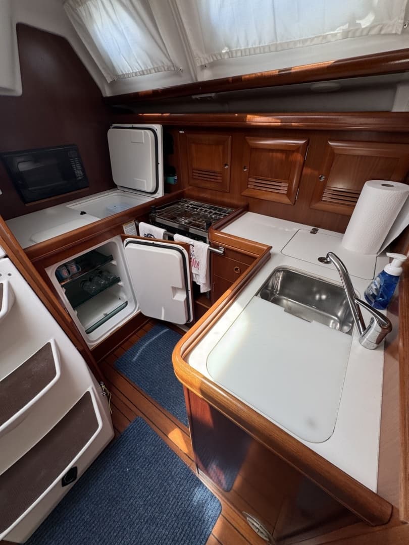 2003 Beneteau 393