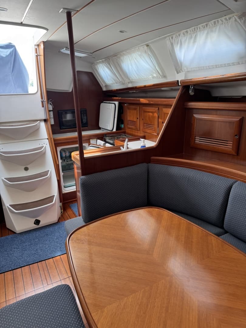 2003 Beneteau 393
