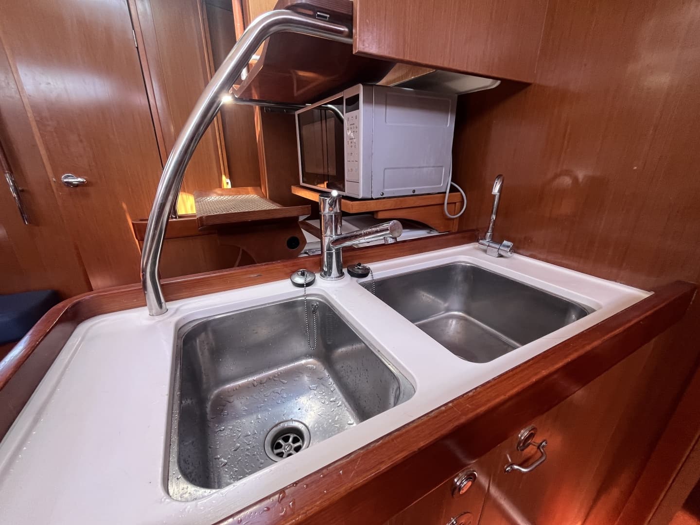 2011 Beneteau Oceanis 54