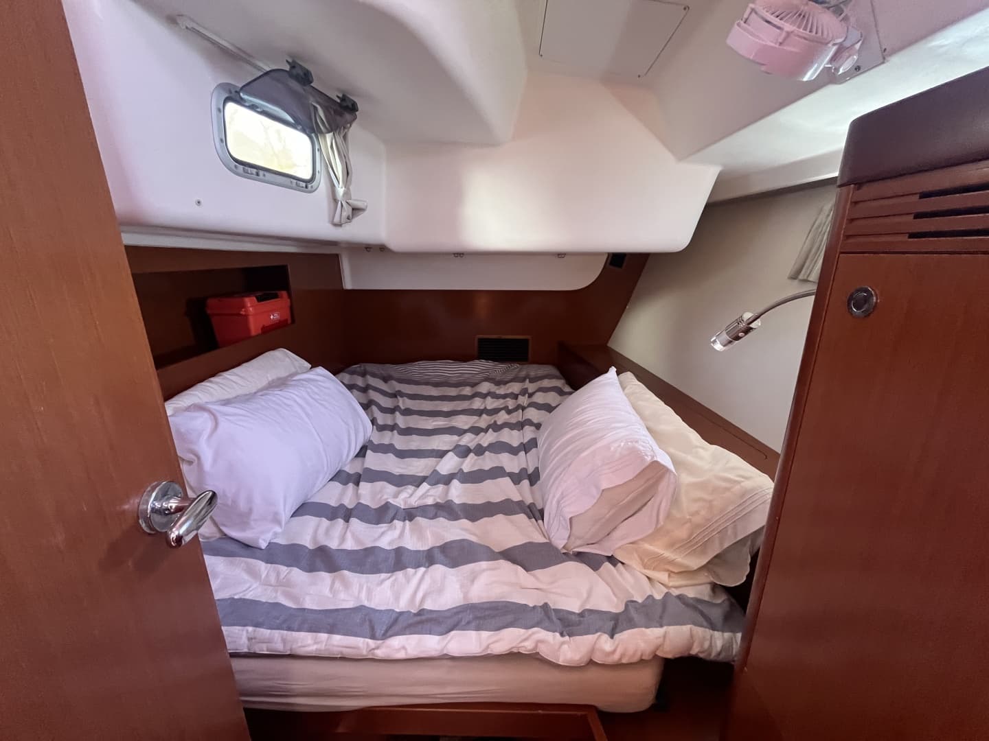 2011 Beneteau Oceanis 54