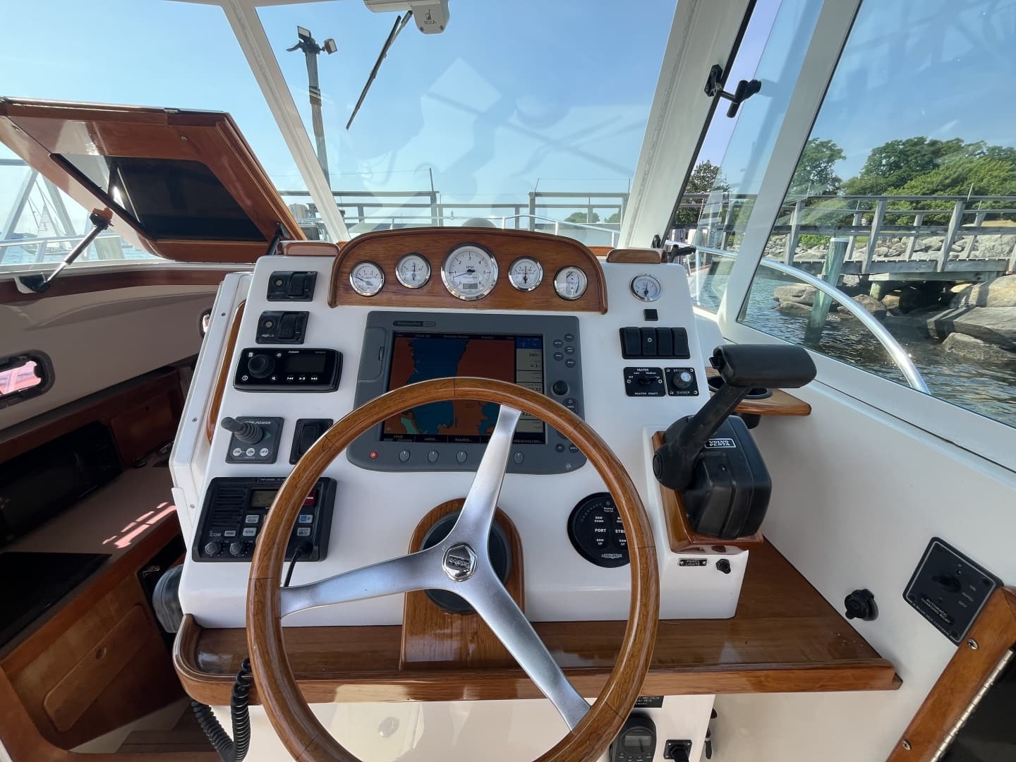 2004 Surf-Hunter Surfhunter 29