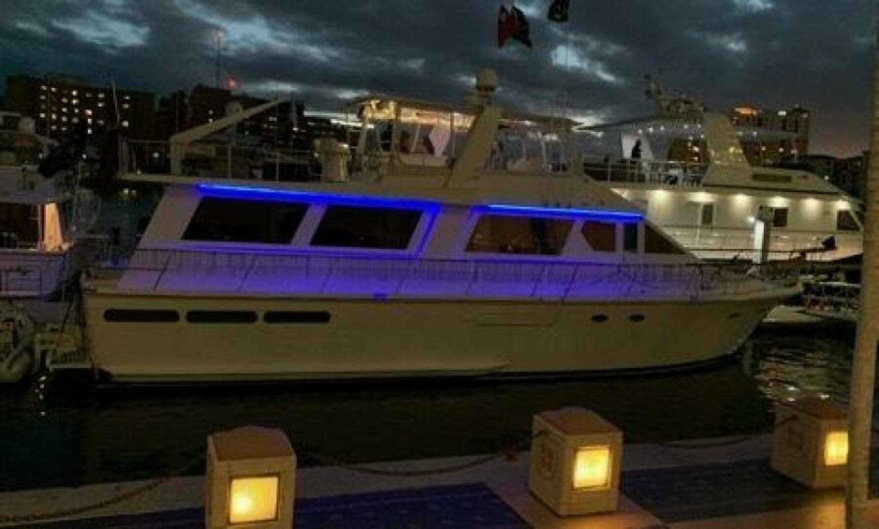 1988 Viking Motor Yacht
