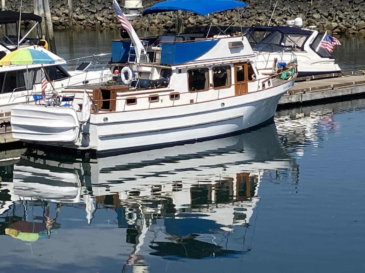 1979 Ocean Alexander 40 Double Cabin