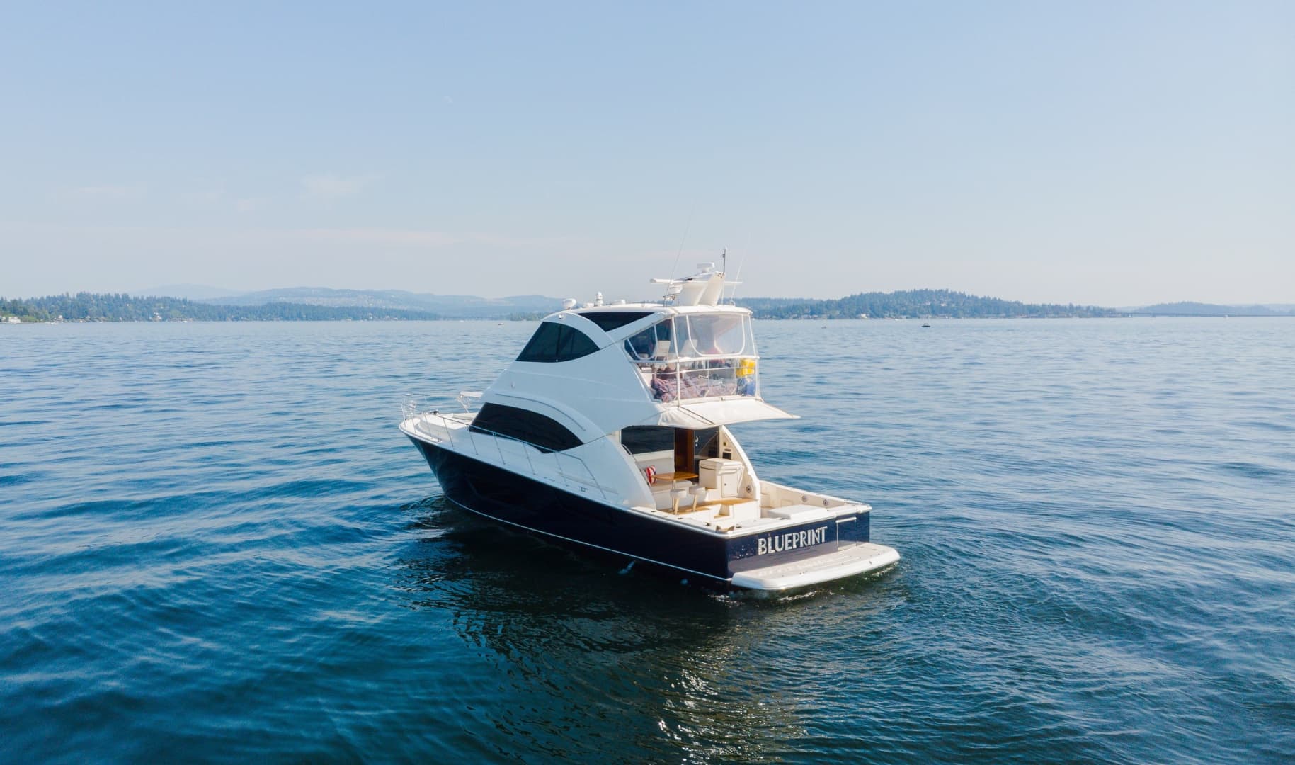 2012 Riviera 53 Enclosed Flybridge