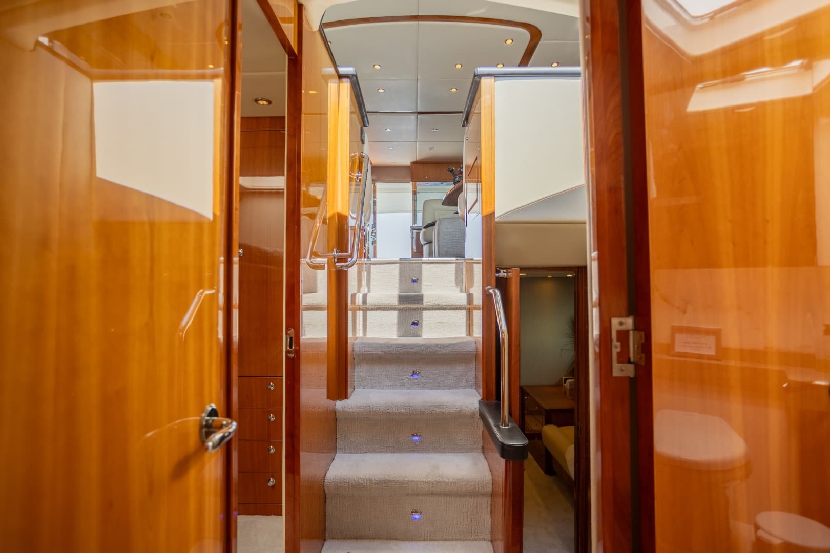 2012 Riviera 53 Enclosed Flybridge