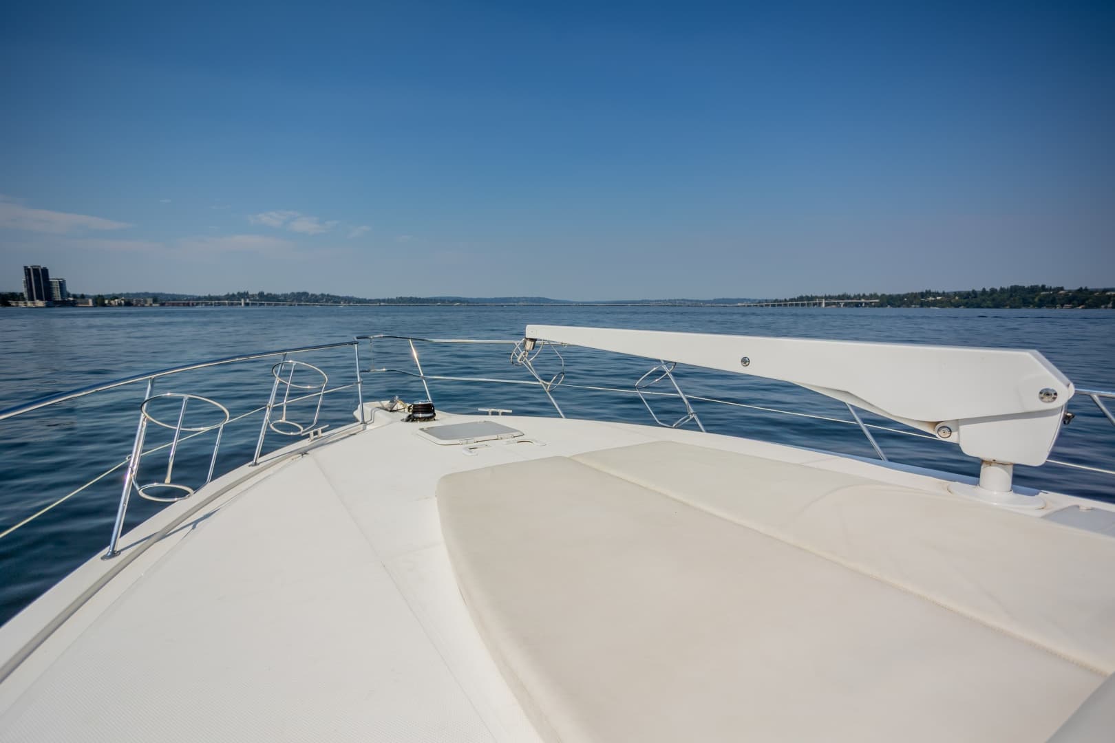 2012 Riviera 53 Enclosed Flybridge